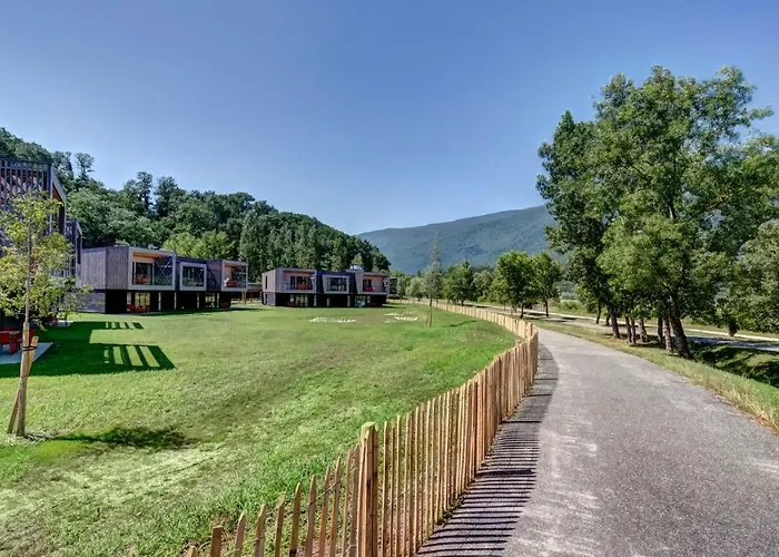 Vacancéole - Le Village des Oiseaux